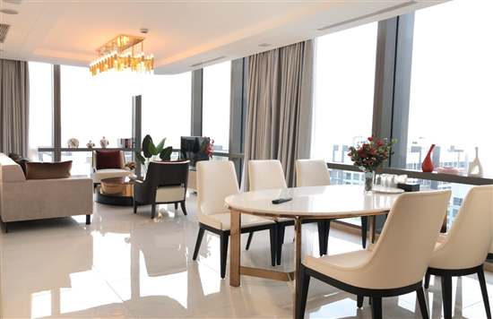 Cho thuê căn hộ Vinhomes, CN 4PN,  giá 40 Triệu