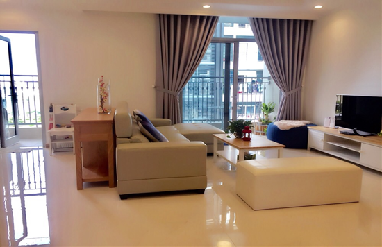 Cho thuê căn hộ Vinhomes, CN 4PN, nội thất đầy đủ, giá 30 Triệu