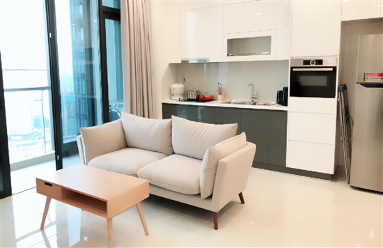 Cho thuê căn hộ Vinhomes Golden River, CN 2PN,  giá 26Triệu
